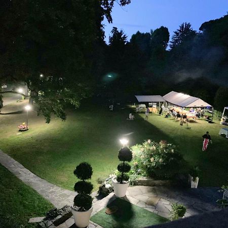 "La Selvetta" Bed And Breakfast Buguggiate エクステリア 写真