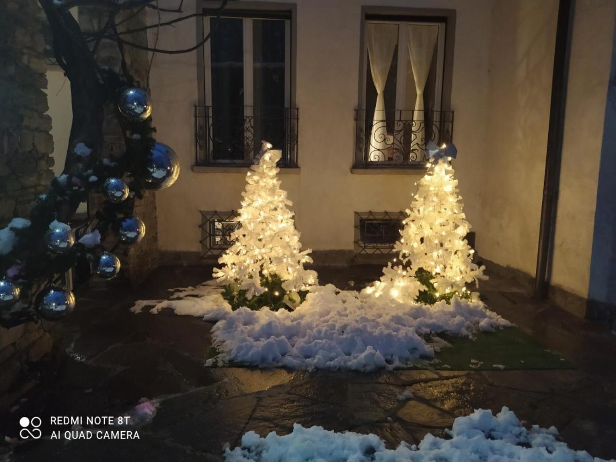"La Selvetta" Bed And Breakfast Buguggiate エクステリア 写真