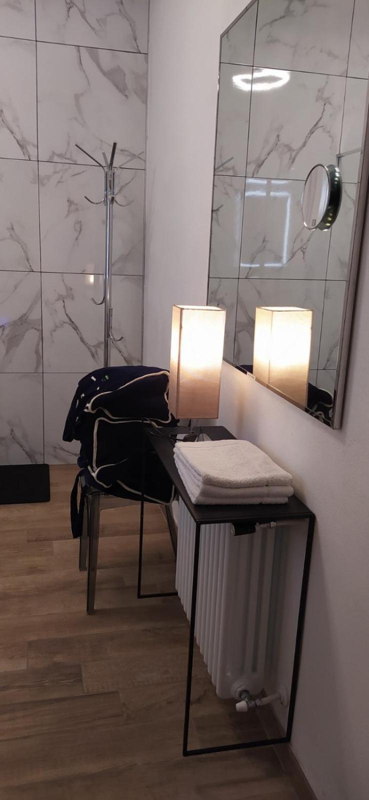 "La Selvetta" Bed And Breakfast Buguggiate エクステリア 写真