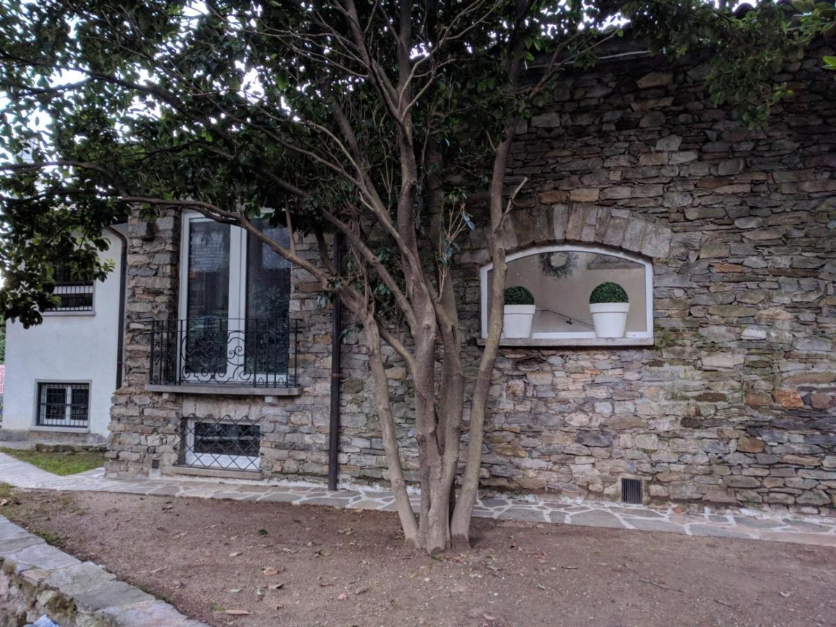 "La Selvetta" Bed And Breakfast Buguggiate エクステリア 写真