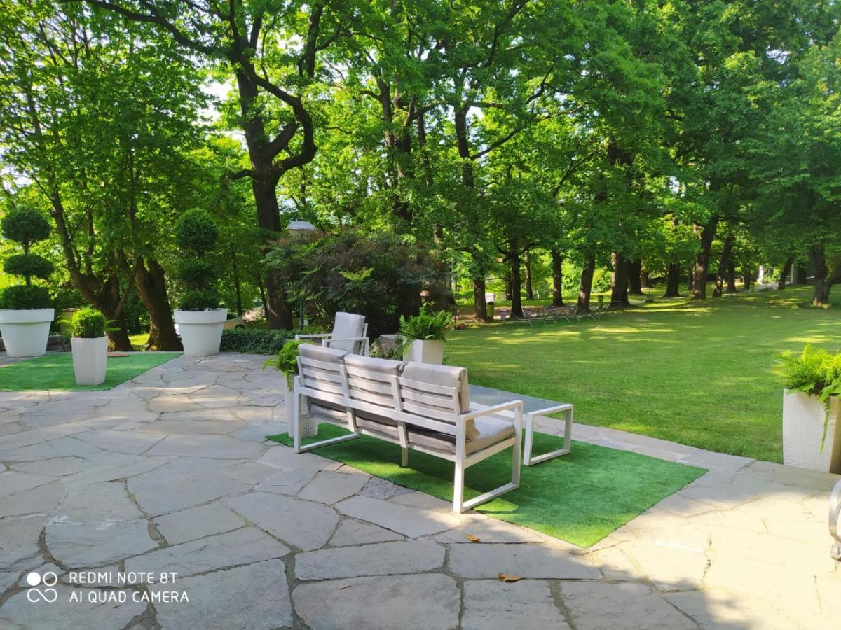 "La Selvetta" Bed And Breakfast Buguggiate エクステリア 写真