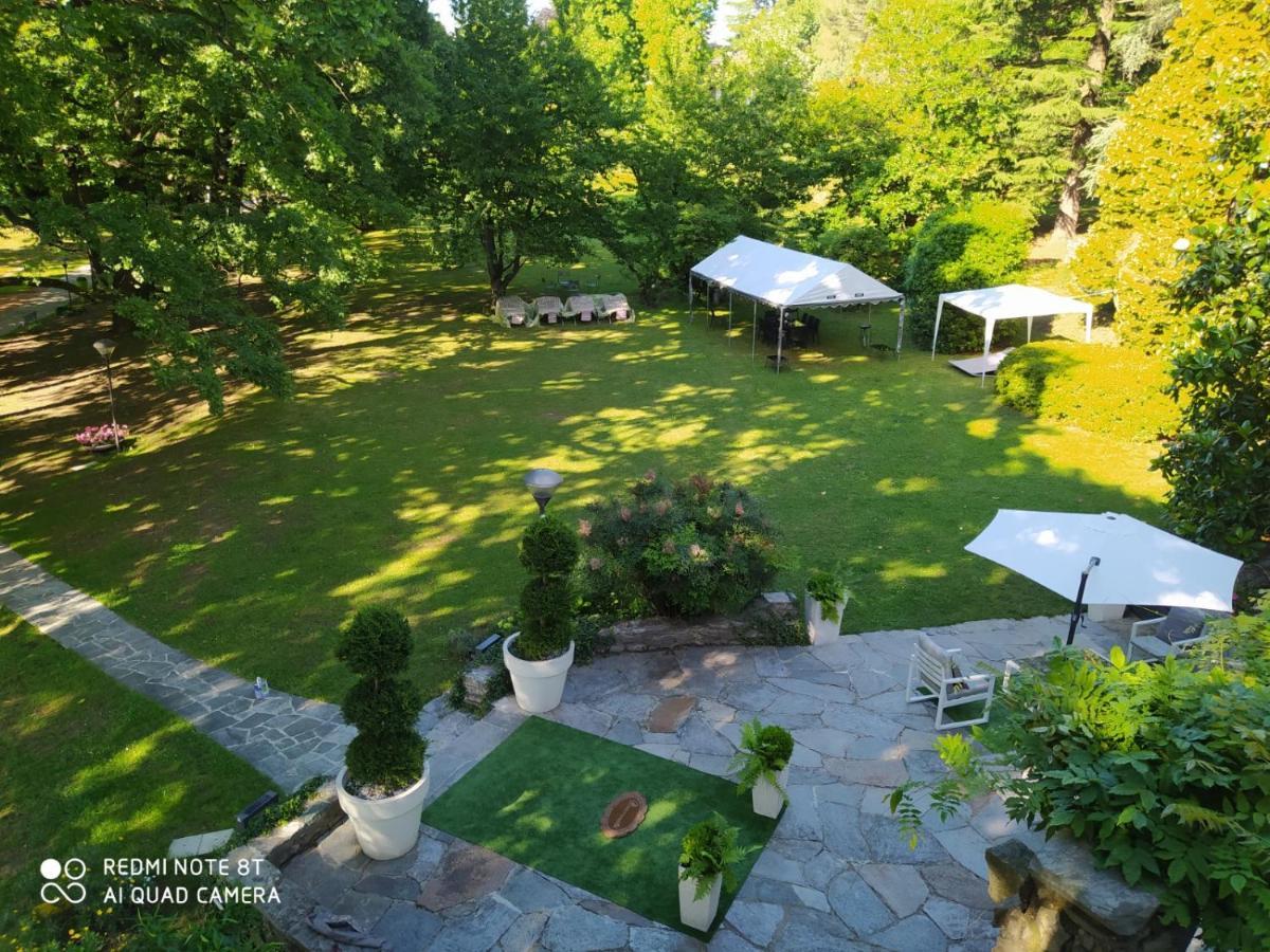 "La Selvetta" Bed And Breakfast Buguggiate エクステリア 写真