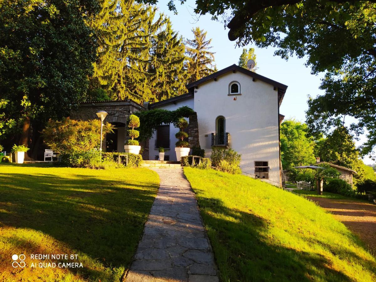"La Selvetta" Bed And Breakfast Buguggiate エクステリア 写真